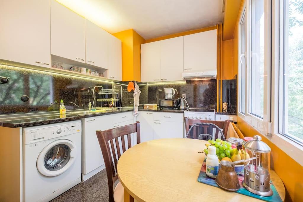 Beautiful Flat In Central Location By Flat Mаnager София Экстерьер фото